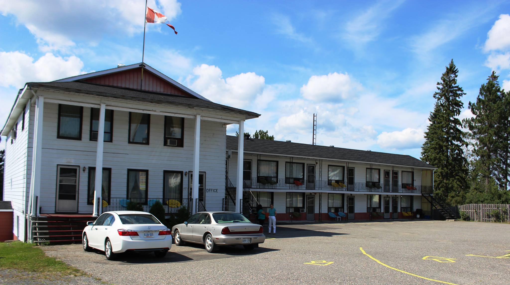 Frontiersman Motel Larder Lake, ON Northern Ontario Local