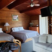 Lake Shore Salzburger Hof Resort logo