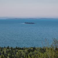 Ten Mile Point Trading Post logo