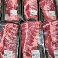 Neil's Your Independent Grocer logo